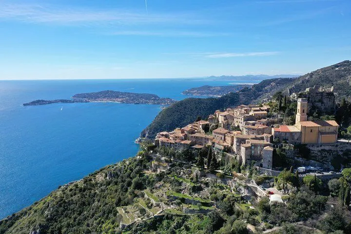 The hilltop medieval village of Èze overlooking the Mediterranean